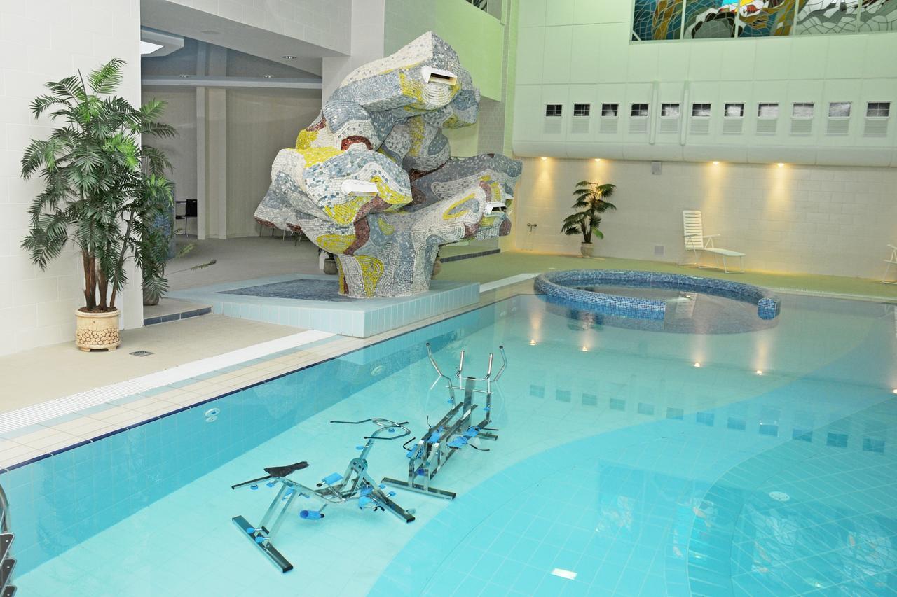 Zhemchuzhina Health Resort グロドノ エクステリア 写真