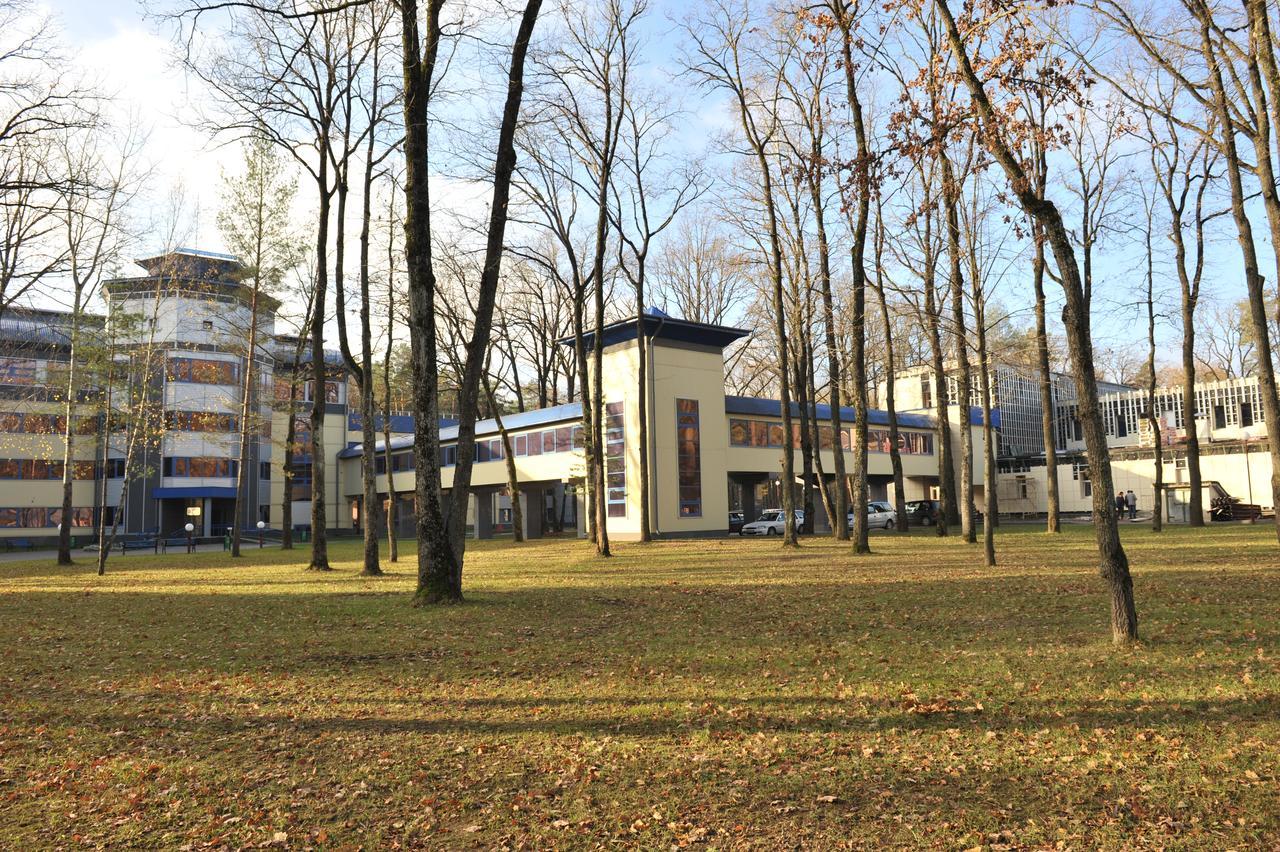 Zhemchuzhina Health Resort グロドノ エクステリア 写真
